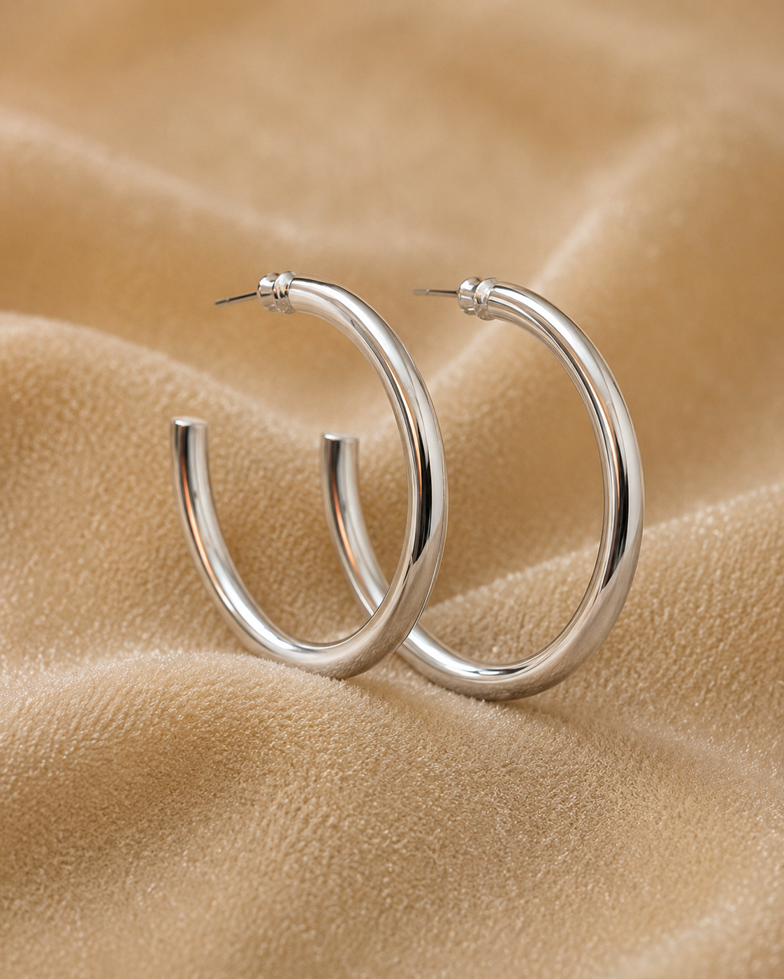 گوشواره حلقه‌ای بزرگ نقره‌ای | گوشواره مینیمال زنانه | یارا گالری